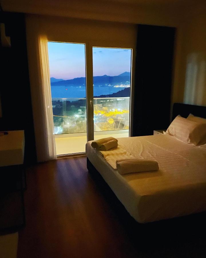 Sea & Lake View Villa كساميل المظهر الخارجي الصورة