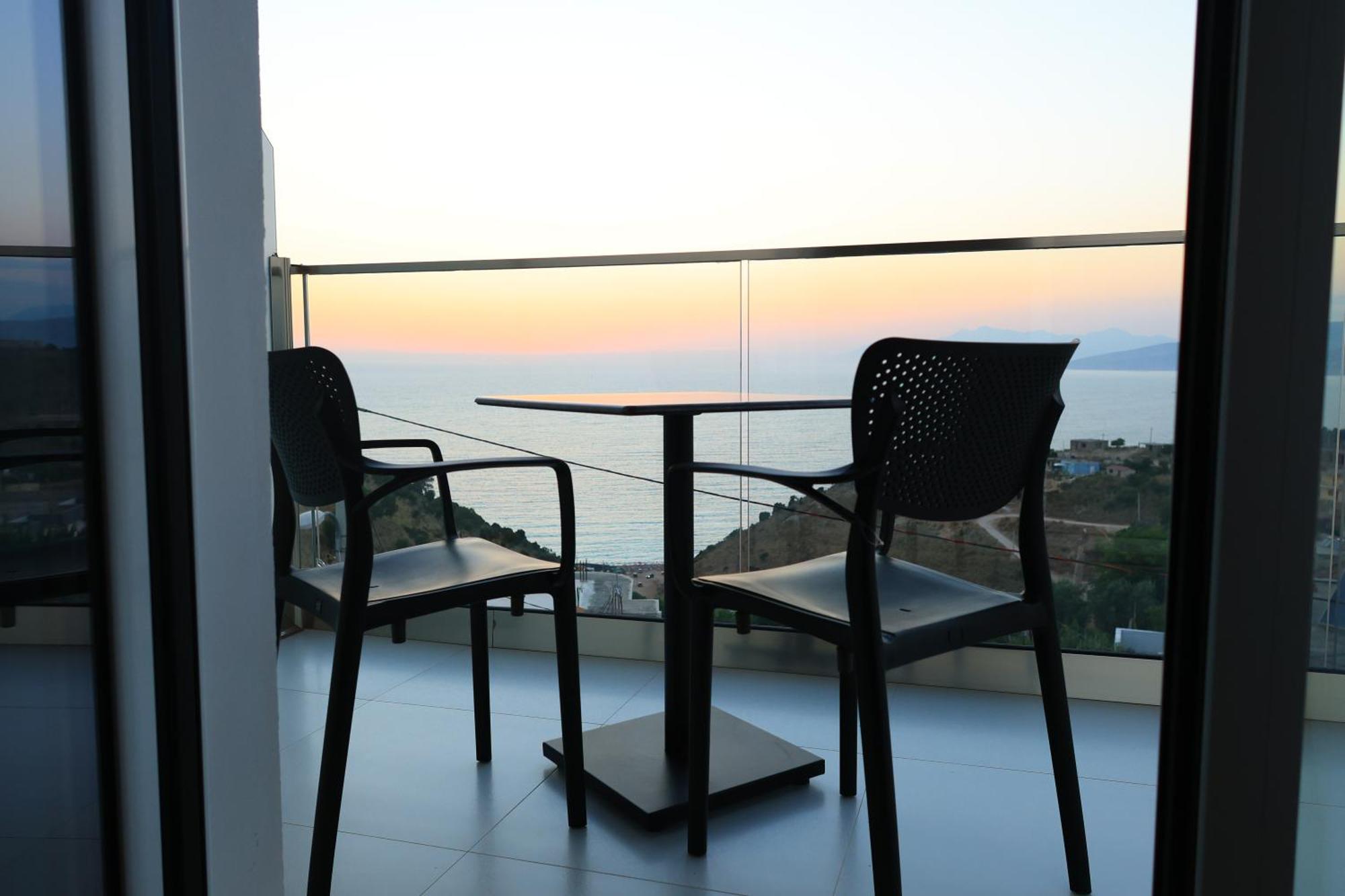 Sea & Lake View Villa كساميل المظهر الخارجي الصورة